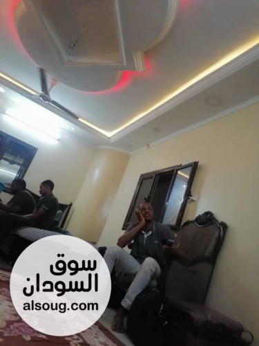 طوابق ارضي مفروش حي المطار - صورة رقم 4