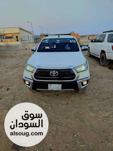 معرض رهام للسيارات تويوتا هايلوكس 2021بصمةة داخلية وخارجية - صورة رقم 4