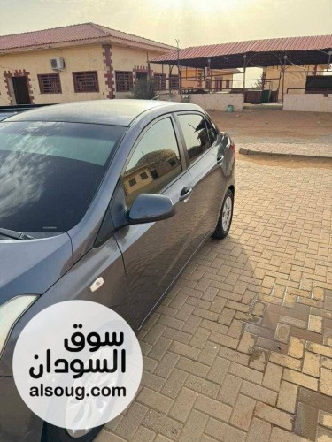 معرض رهام للسياراتi102016المحرك اتومتيك الوقود بنزين الممشي الحقيقي - صورة رقم 3