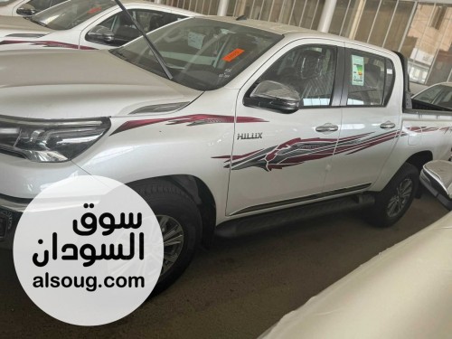 تويوتا هايلوكس 2024 - صورة رقم 2