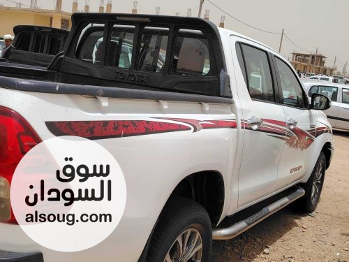لبيع العاجل بوكس هايلوكس 2015شركة سعودي دعاء السفر - صورة رقم 1