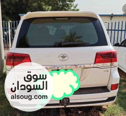 لبيع لاندكروزر GXR 2017 وضع الشركه شاذه - صورة رقم 2