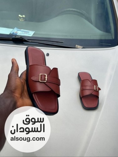 إحسان أحذية يعني إنك بتشتري أحذية - صورة رقم 1