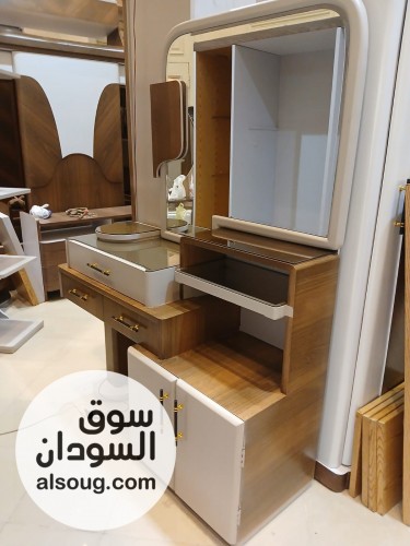 غرف نوم ذان درجة اولي تصميم فاخر يليق بمنزلك - صورة رقم 15