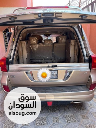 لعشاق الفخامة لاندكروزر  موديل 2015 فطيم رسالة خاصة - صورة رقم 3