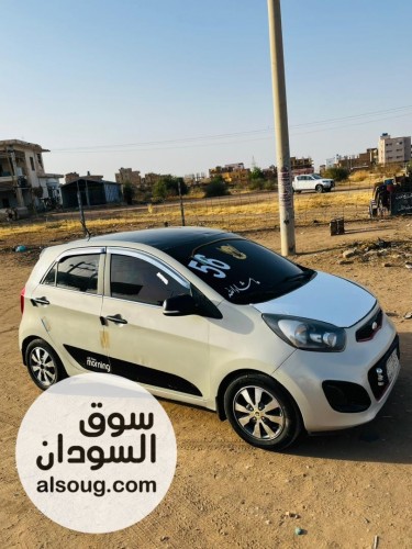 كيا مورنيق 2013 - صورة رقم 8