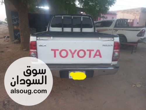 للبيع بوكسي هايلوكس ٢٠١٤ بنزين واطي  - صورة رقم 4