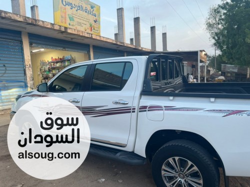تويوتا هايلوكس غمارتين 2024 - صورة رقم 3