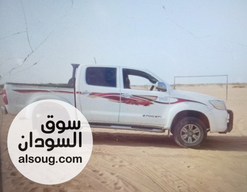 هايلوكس ٢٠١٥ بنزين قير عادي 4x4