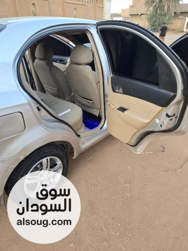 للبيع سيارة شفر افيو موديل 2014 - Image # 8