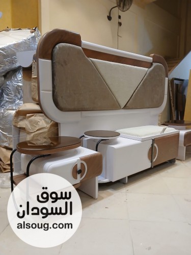 غرفة نوم دمياطي أصلي كبيرة جدا دولاب سحاب كبير تسريحة فخمة جداً وكمودي - صورة رقم 3