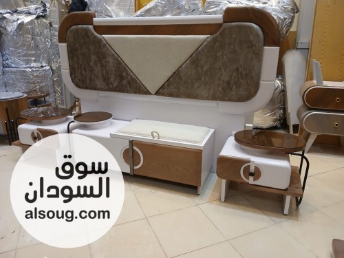 غرفة نوم دمياطي أصلي كبيرة جدا دولاب سحاب كبير تسريحة فخمة جداً وكمودي - صورة رقم 4