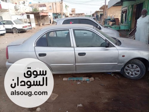 عربية هيونداي فيرنا موديل 2001 - صورة رقم 4