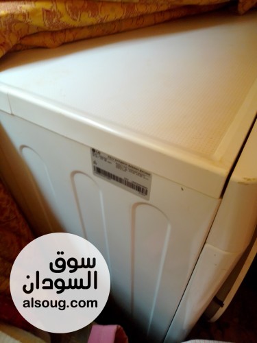 غسالة ال جي 9 كيلو جديده الصوره بتثبت اتوماتيك