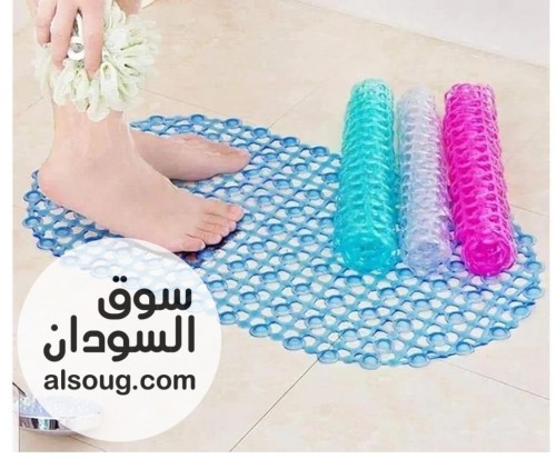 حبوباتنا والناس الكبار دايما معرضين للانزلاق في الحمام وحتي الاطفال