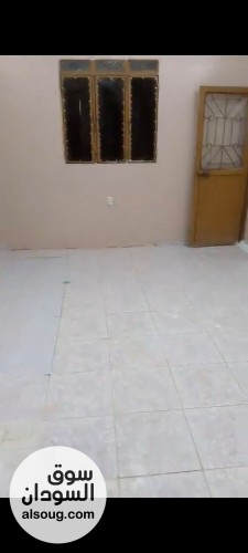 شقة للإيجار للعوائل فقط ف امدرمان ود نوباوي