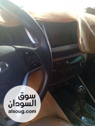 للبيع في الخرطوم توسان سعوديه فتحت سقف عربيه كرتونه