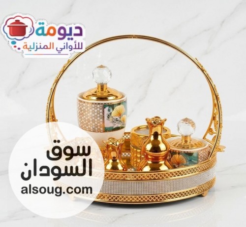 ✨ جيارة ذهبية أنيقة
✨ بداخلها ٧قطع مرتبة بشكل فاخر 
✨ مناسبة للبخور وا