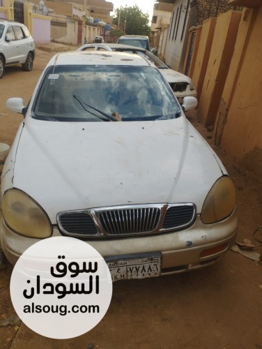 للبيع في الجزيرة الحصاحيصا ابوفورع عربيه لقانزة موديل 2001اللون ابيض