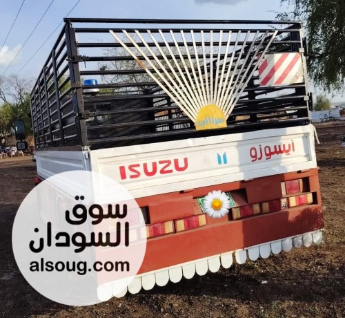  للبيع في الفاو دفار ايسوزوا موديل 2014