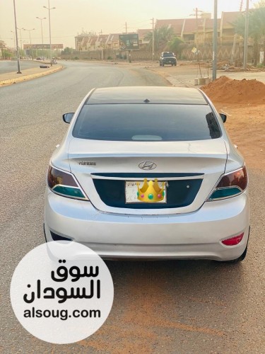 اكسنت مضلع موديل 2012 - صورة رقم 4