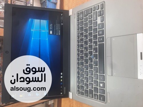 لابتوب توشيبا ماركه اسليم شبه جديد - صورة رقم 2