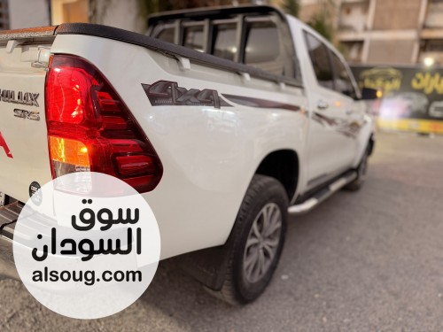 للبيع في بورتسودان تويوتا هايلوكس بوكس SR5  موديل: 2020  - صورة رقم 2