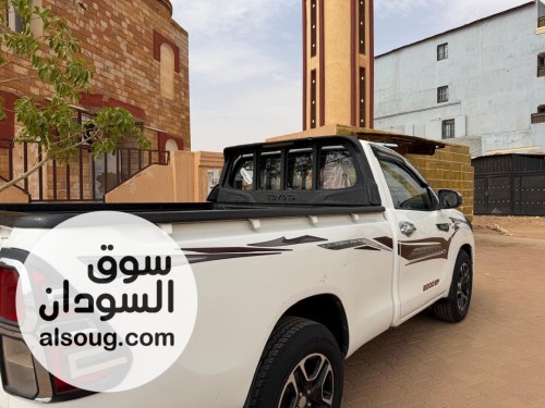 للبيع في أم درمان تويوتا هايلوك