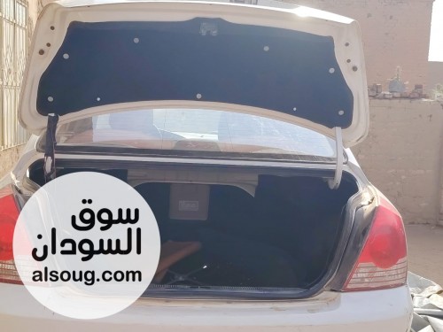 للبيع في شمال بحري سحليه موديل 2005 قير اتوماتك عربيه شاذه - صورة رقم 3
