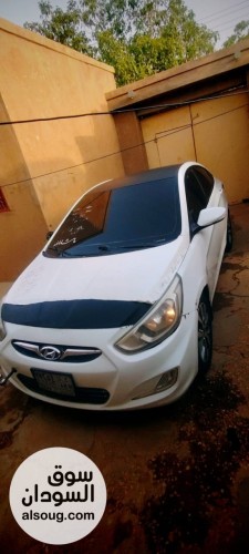 اكسنت مضلع شاذ موديل 2013
