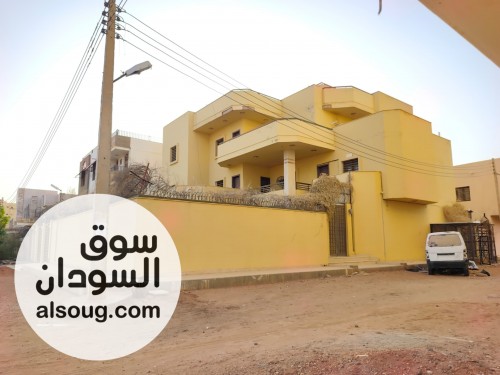 المجاهدين للبيع ٥٠٠ متر مكونة من اراضي واول وتاني