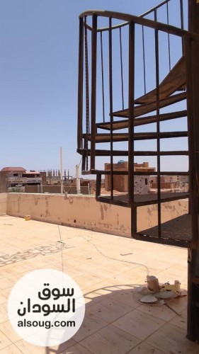 فيلا ف اركويت مربع 50 الاستثماري. ناصيه ميدان - صورة رقم 3