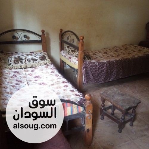 للايجار شقه غير مفروشه بالحاج يوسف شارع الردميه محطة نقزو مربع ١٦