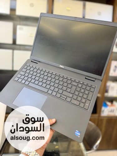 Dell Latitude 3520 cori7-11G7