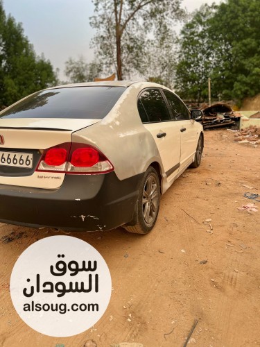 هوندا سيفك - صورة رقم 4
