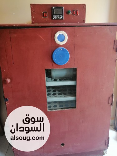فقاسة بيض فل أوتوماتيك سعة 375 بيضة شاشة رقمية ونظام اقتصادي مع حضانة - صورة رقم 5