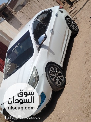اكسنت مضلع موديل 2015 - Image # 2