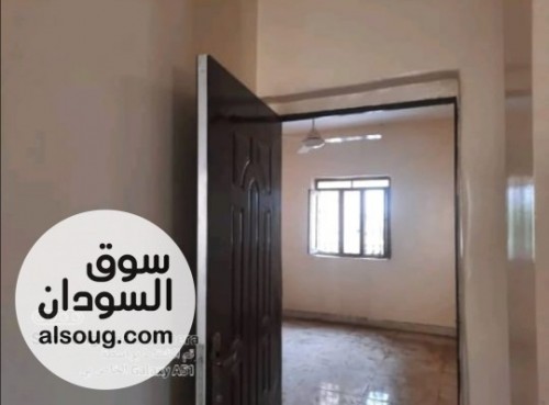 القسم الأول شقه فاضيه للإيجار شركات مكاتب - Image # 3