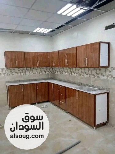 مطابخ المونيوم أنيقة وجميلة المتر كامل بالرخام شبابيك وأبواب ووجهات زج - صورة رقم 15