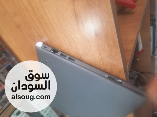 لابتوب توشيبا ماركه اسليم شبه جديد