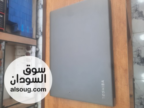 لابتوب توشيبا ماركه اسليم شبه جديد - Image # 4