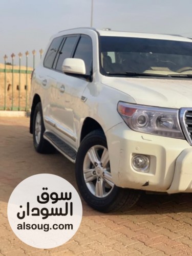 تايوتا لاندكروزر فطيم موديل 2015 - صورة رقم 4