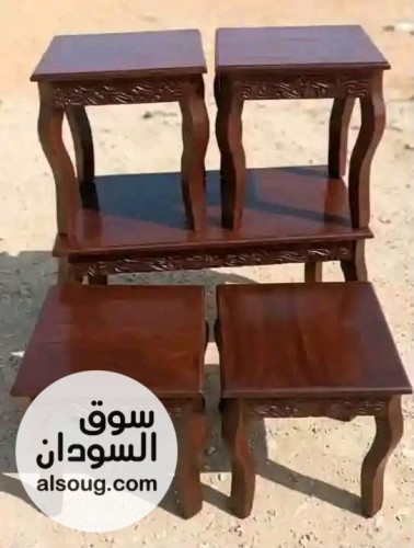 طقم ترابيز ٤&times;١ 
الطقم بسعر 330
توصيل مجاني داخل أم درمان والخرطوم للأم
