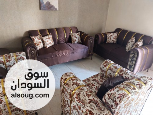طقم جلوس كنبه كبيره وكنبه صغيره وكرسيين - صورة رقم 2