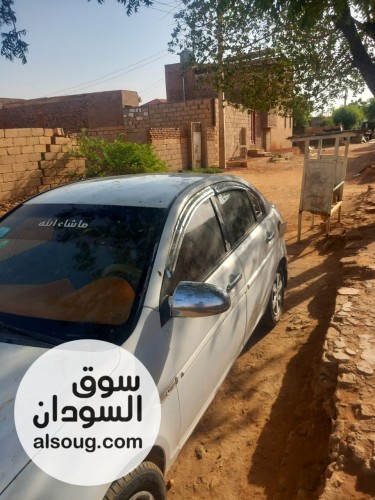 اكسنت دبدوب موديل 7 اللون ابيض