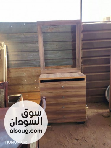 غرفه نوم تركيه تتكون من 5ضلفه وسريرين - صورة رقم 3