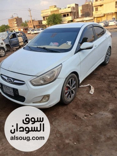 اكسنت مضلع موديل 2015