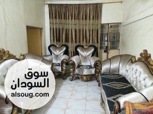 طقم زان فاخر كنبتين وكرسيين مطلوب4500
 المكان بري