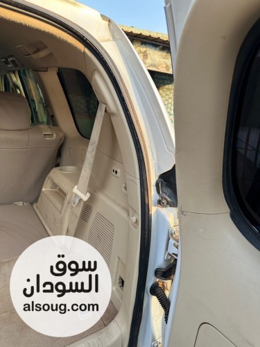 برادو txl أبيض شاذ..