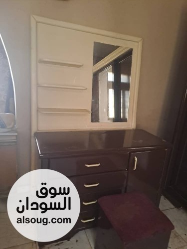 للبيع غرفه نوم خشب مستورده - صورة رقم 1